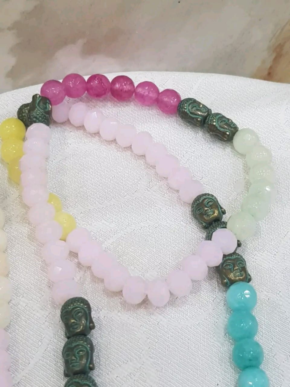 عقد بحجر عقيق طوله مغلق 35cm