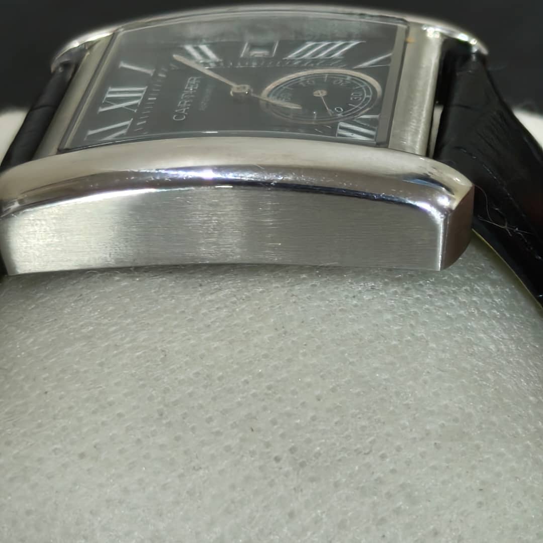 Montre cartier automatique super 
40mm
Prix 38000
