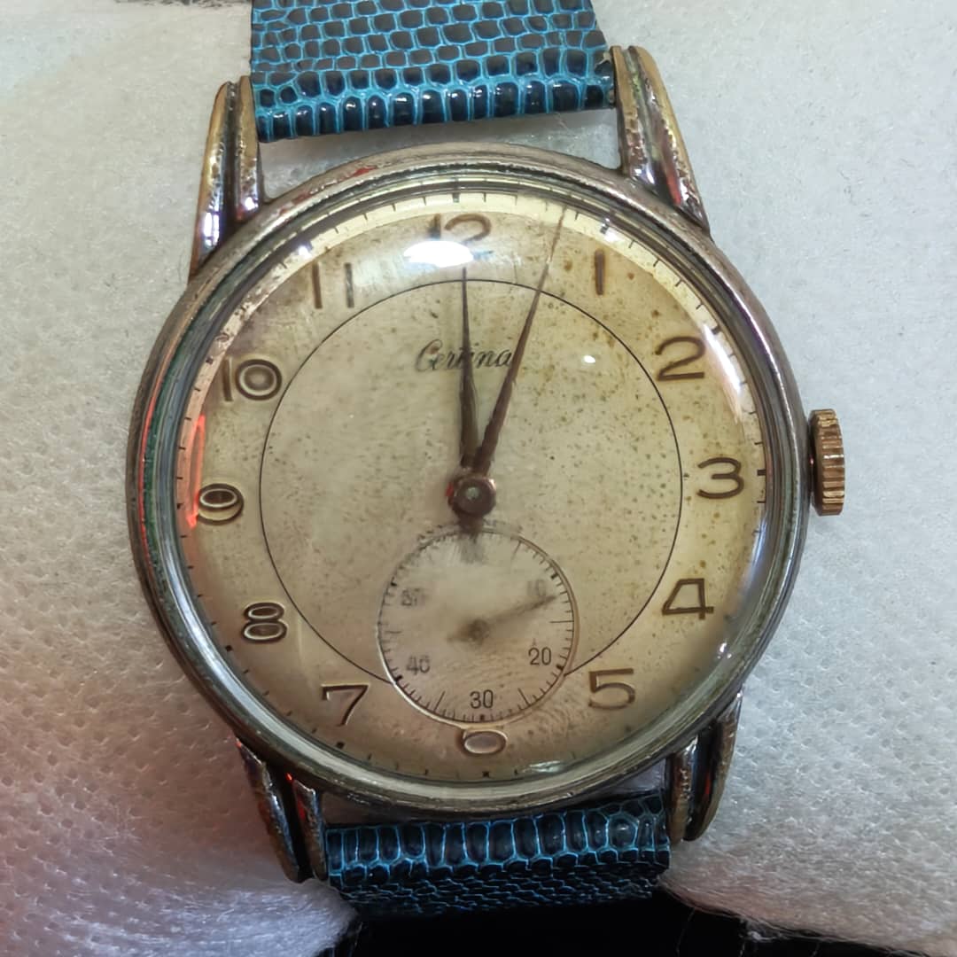 Montre certina mécanique vintage original 
40mm
Prix 25000