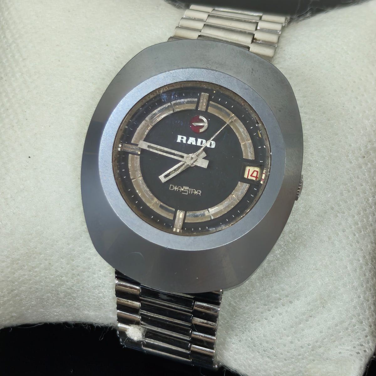 Montre rado céramique automatique original 
38cm
Prix 40000