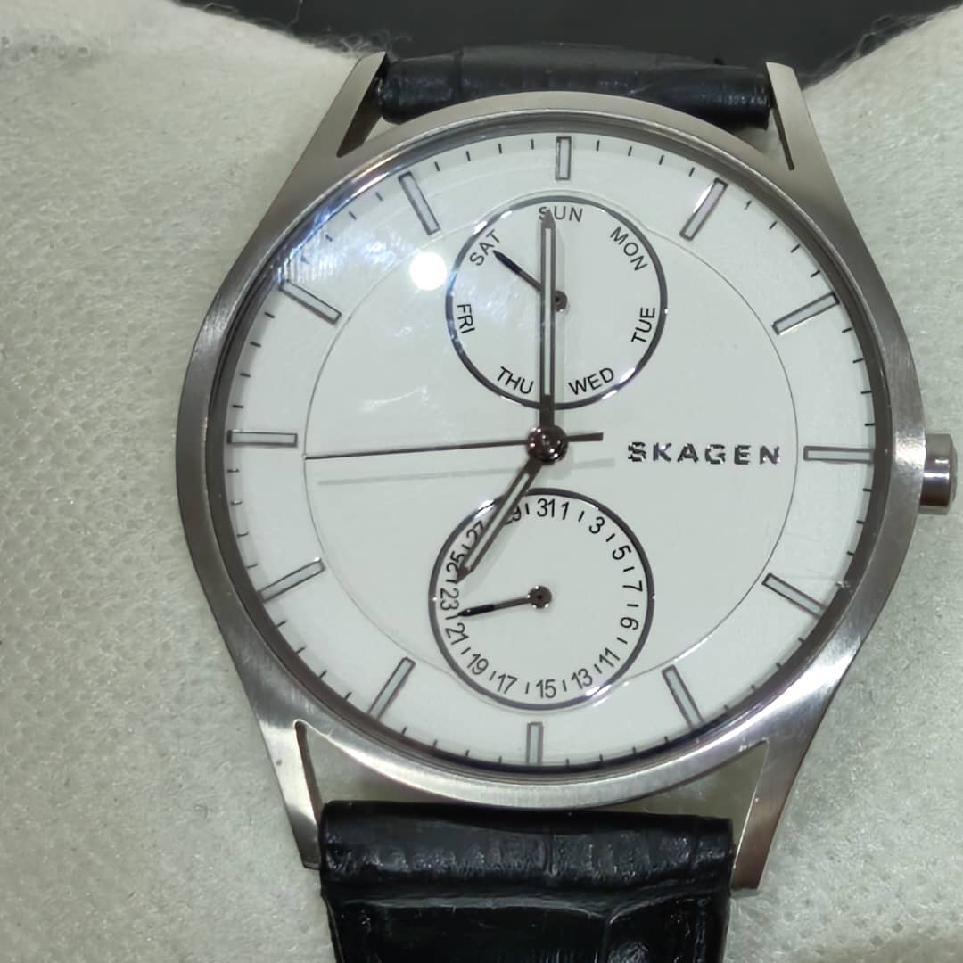 Montre Skagen quartz original 
38mm
Prix 12000