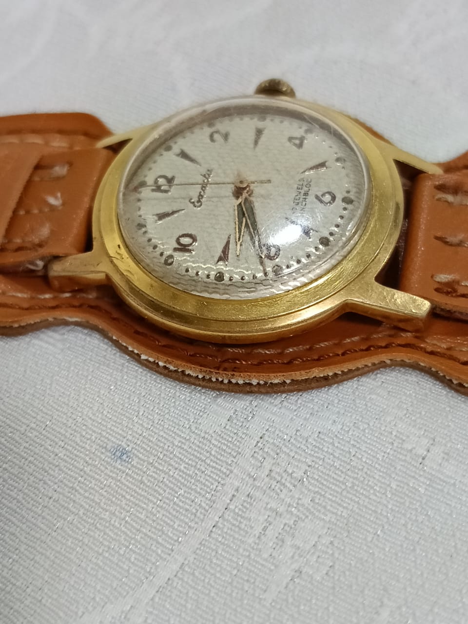Montre mécanique vintage original plaqué or