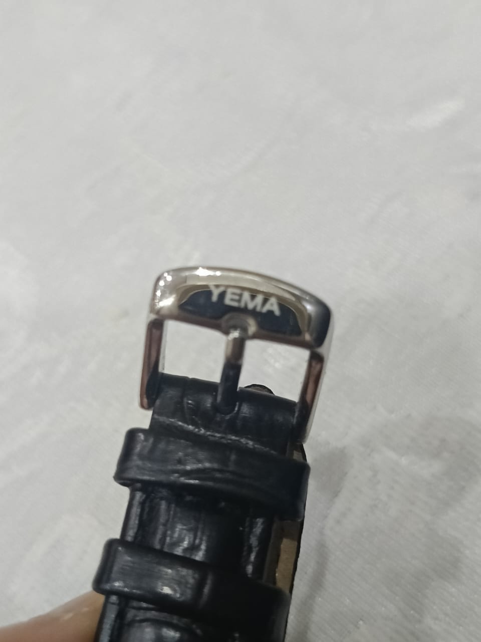Montre yema quartz