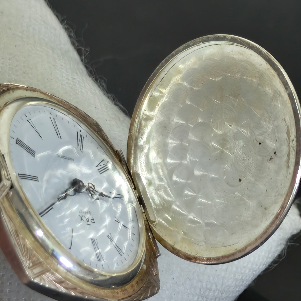Montre gousset pax argenté mécanique vintage عاطلة
سعر 5000