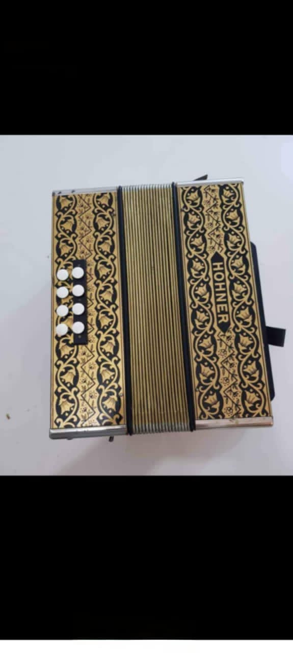 Accordion hohner rare original