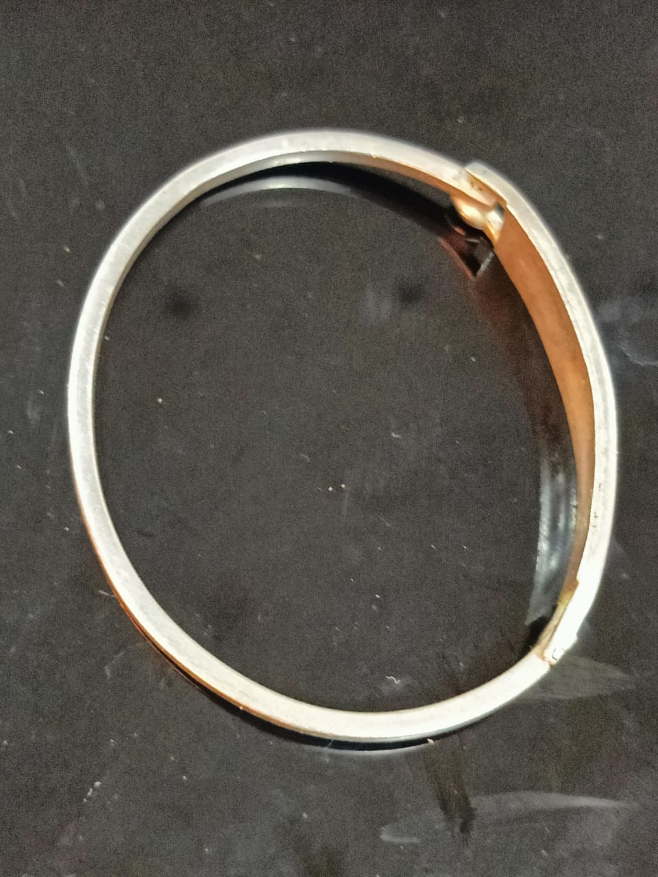 سوار معدني قطره 6cm