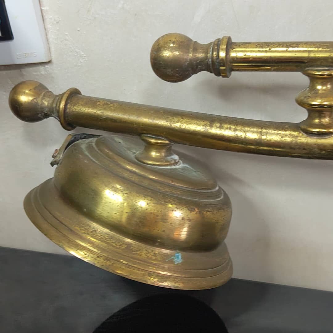 Ancien lustre louisaine Art déco signé rare original 
95cm/65cm
Prix 35000
